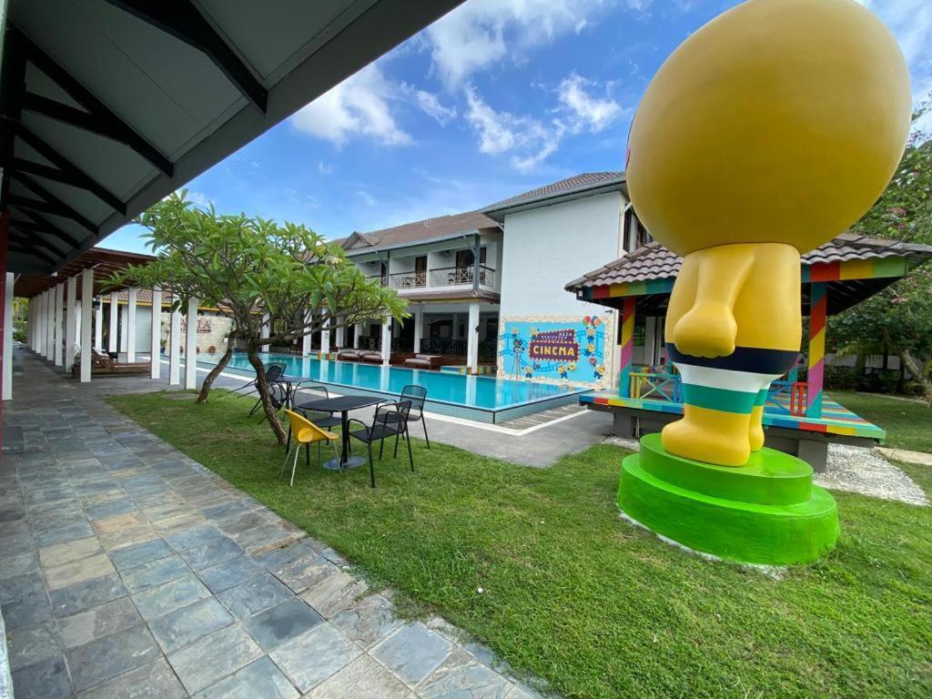 阿丽亚商务公寓酒店 Padang Mat Sirat 外观 照片